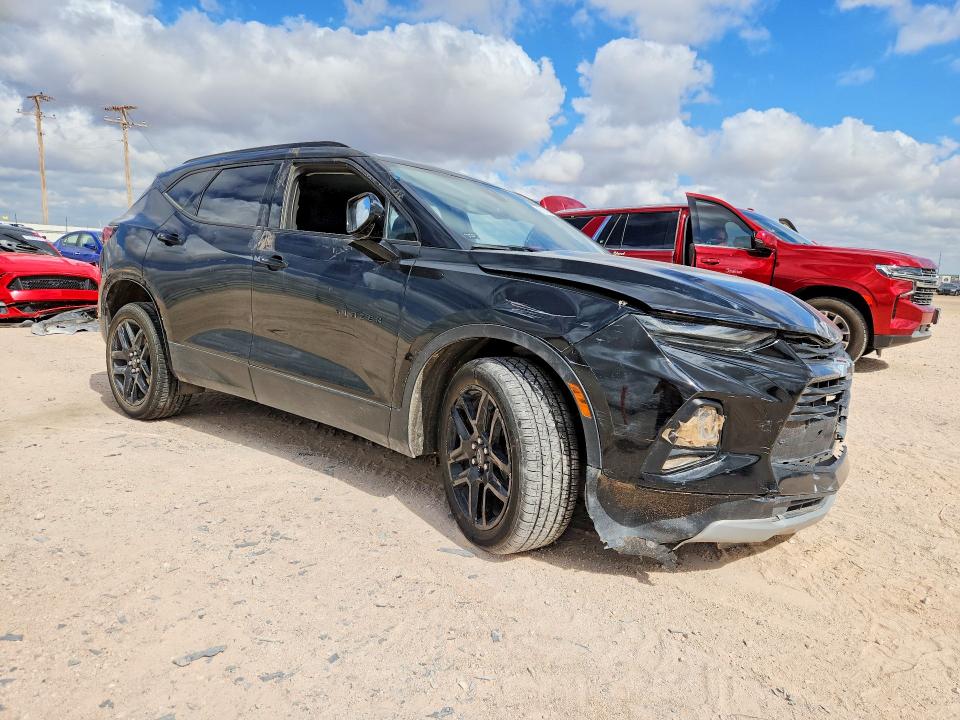 Photo 4 from auction – 2022 CHEVROLET BLAZER with VIN 3GNKBCR43NS165767