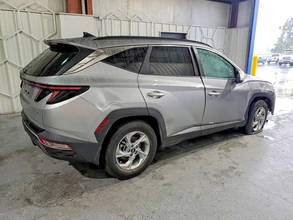 Photo 3 from auction – 2023 HYUNDAI TUCSON with VIN 5NMJBCAE9PH201478