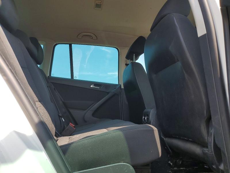 Photo 11 from auction – 2014 VOLKSWAGEN TIGUAN with VIN WVGJV3AX2EW524432