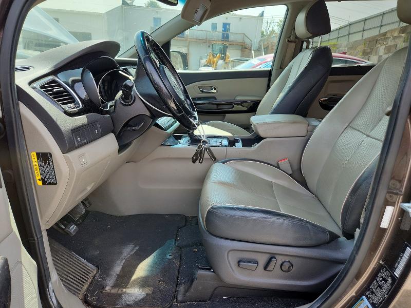 Photo 7 from auction – 2016 KIA SEDONA with VIN KNDMC5C11G6137501