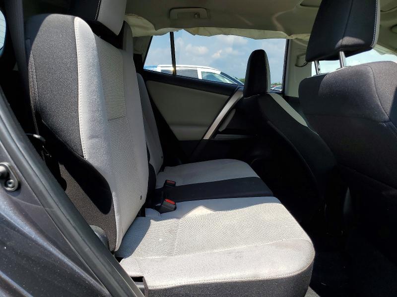 Photo 11 from auction – 2017 TOYOTA RAV4 with VIN JTMRFREV4HJ136717