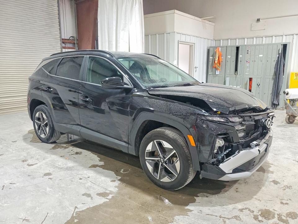 Photo 4 from auction – 2025 HYUNDAI TUCSON with VIN 3KMJBCDE0SE018950