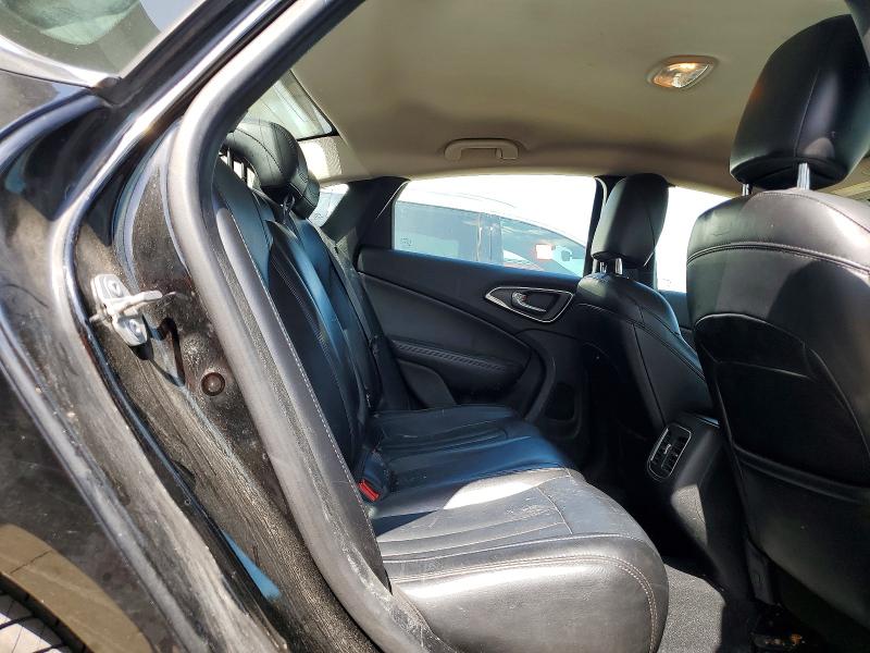 Photo 10 from auction – 2015 CHRYSLER 200 with VIN 1C3CCCCG2FN733438