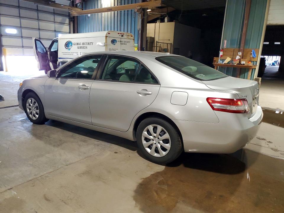 Photo 2 from auction – 2010 TOYOTA CAMRY with VIN 4T4BF3EK9AR035845