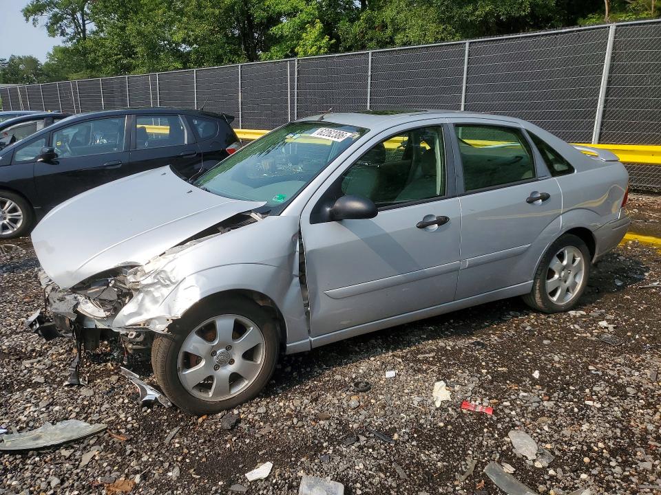 FORD FOCUS 2002 with VIN 1FAFP38382W152037 - Photo from auction