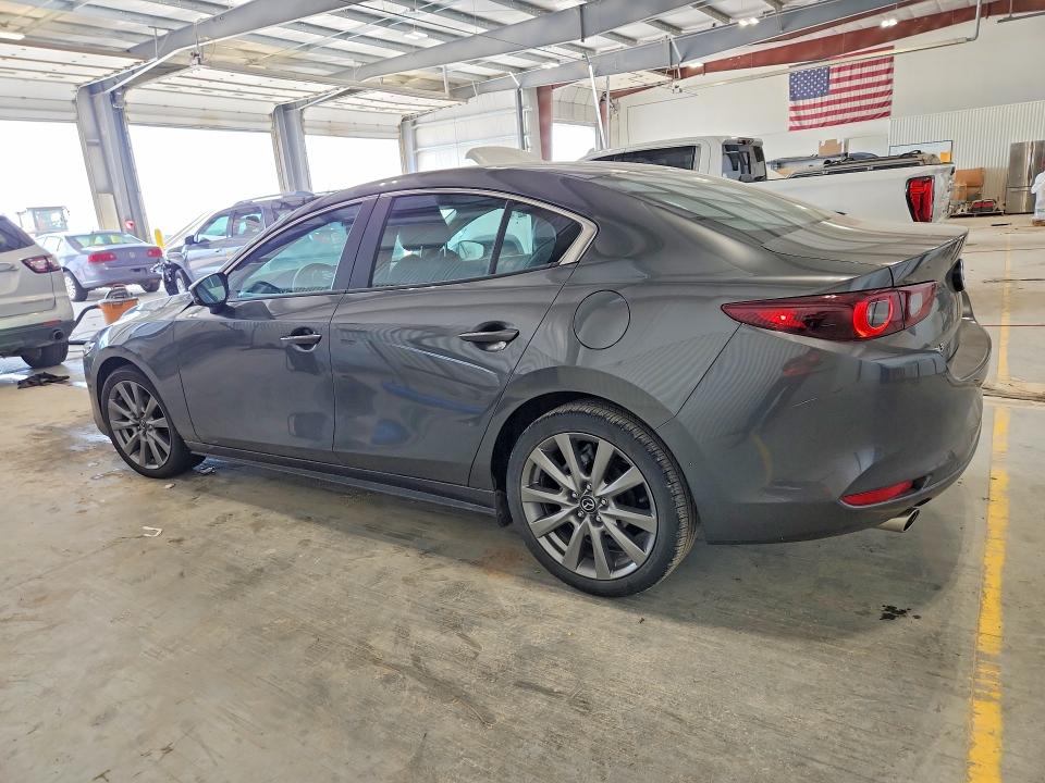 Photo 2 from auction – 2024 MAZDA 3 with VIN 3MZBPACM0RM405288