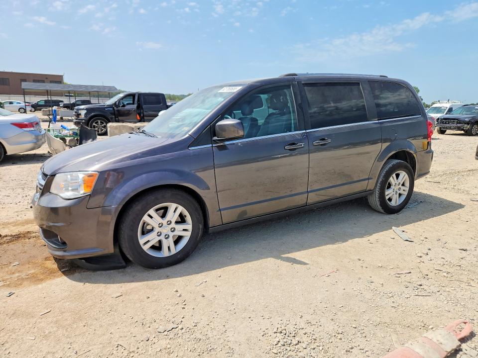 DODGE GRAND CARAVAN 2018 with VIN 2C4RDGCG0JR241352 - Photo from auction