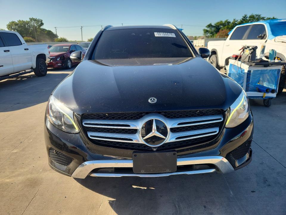 Photo 5 from auction – 2017 MERCEDES-BENZ C-CLASS with VIN WDC0G4JB9HV009372