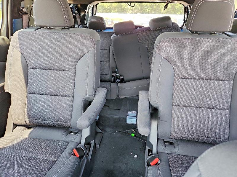 Photo 10 from auction – 2024 CHEVROLET TRAVERSE with VIN 1GNEVGKS7RJ201486