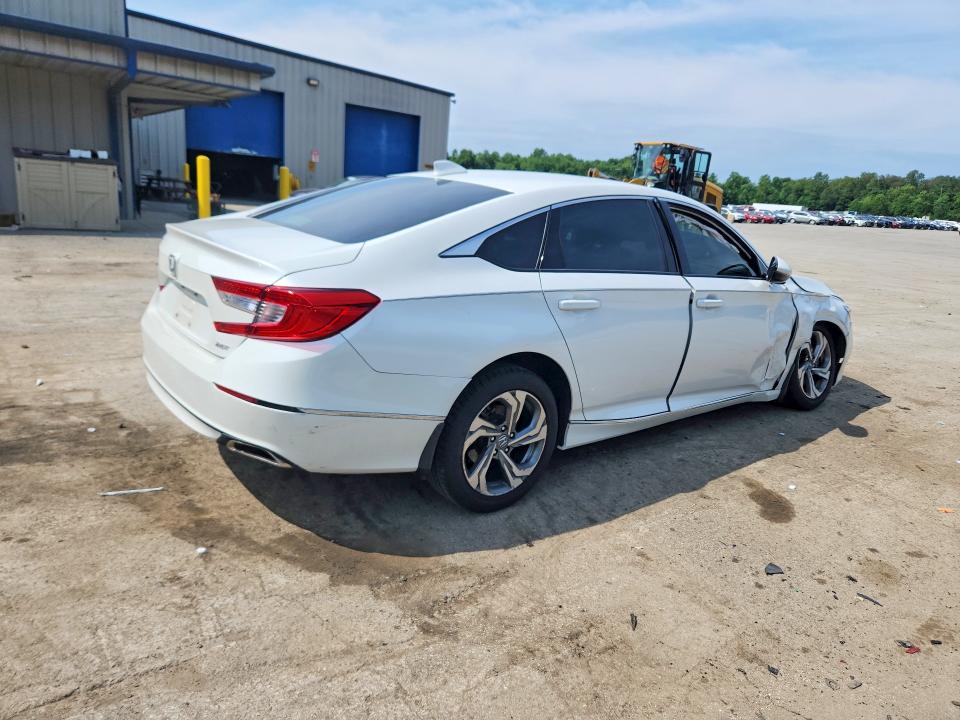 Photo 3 from auction – 2018 HONDA ACCORD with VIN 1HGCV2F53JA042883