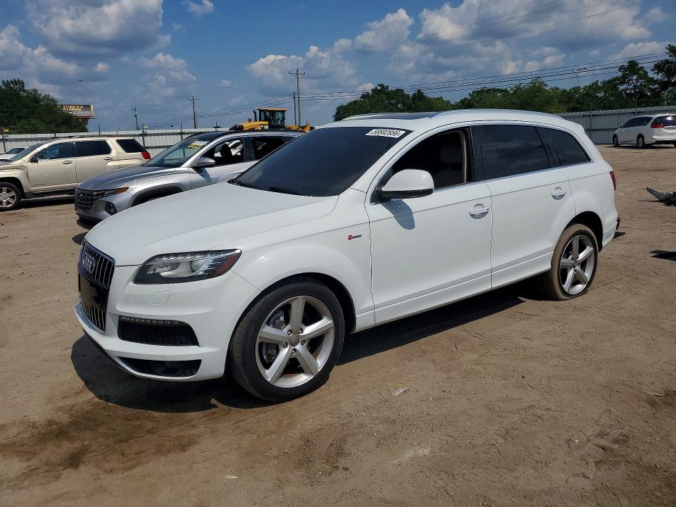 AUDI Q7 2015 with VIN WA1DGAFE1FD005273 - Photo from auction