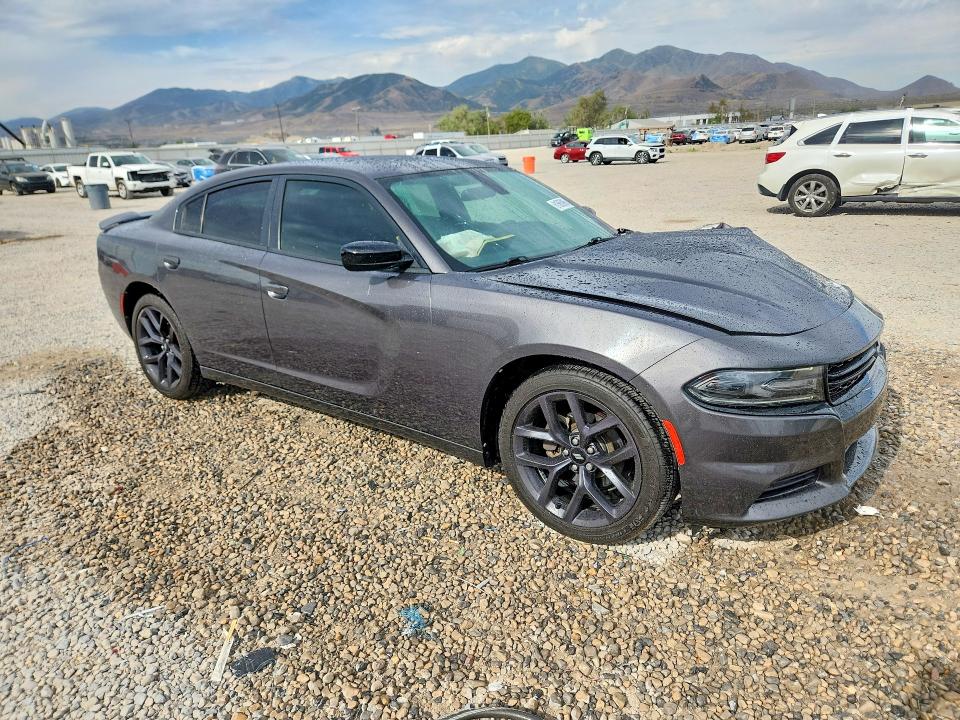 Photo 4 from auction – 2019 DODGE CHARGER with VIN 2C3CDXBG1KH726148