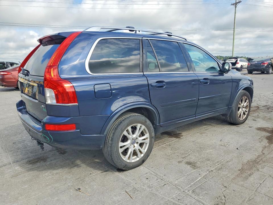 Photo 3 from auction – 2013 VOLVO XC90 with VIN YV4952CZ9D1664812