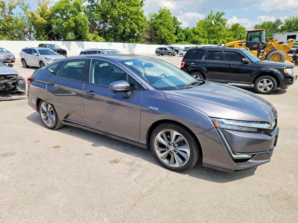 Photo 4 from auction – 2018 HONDA CLARITY with VIN JHMZC5F30JC024150