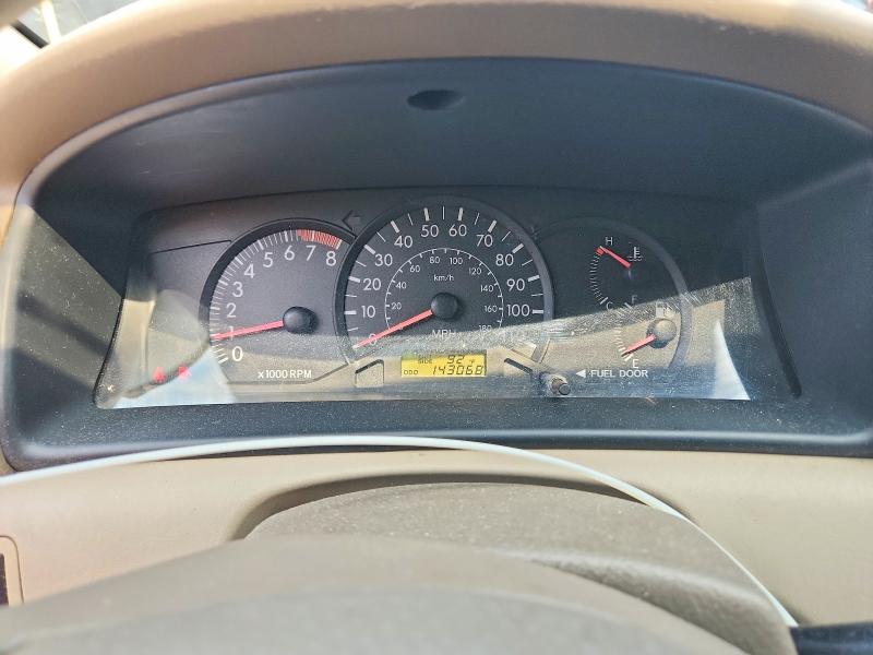 Photo 9 from auction – 2005 TOYOTA COROLLA with VIN JTDBR32E052053043
