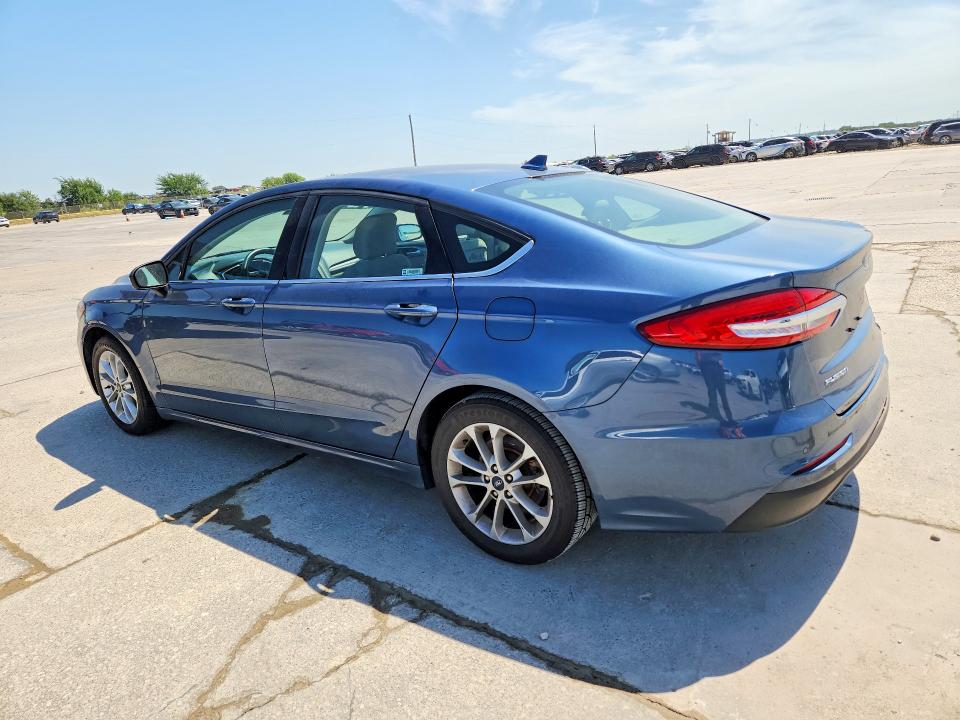 Photo 2 from auction – 2019 FORD FUSION with VIN 3FA6P0HD8KR163940