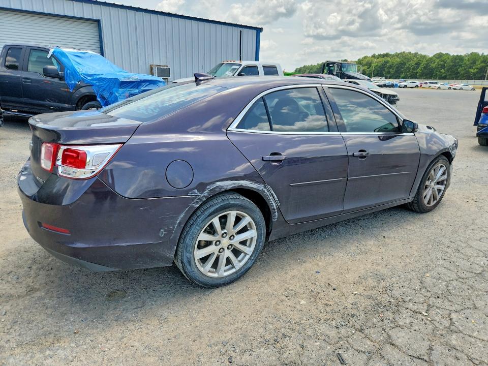 Photo 3 from auction – 2015 CHEVROLET MALIBU with VIN 1G11D5SL5FF300709