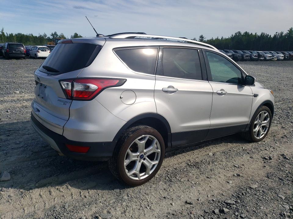 Photo 3 from auction – 2017 FORD ESCAPE with VIN 1FMCU9J95HUA70239