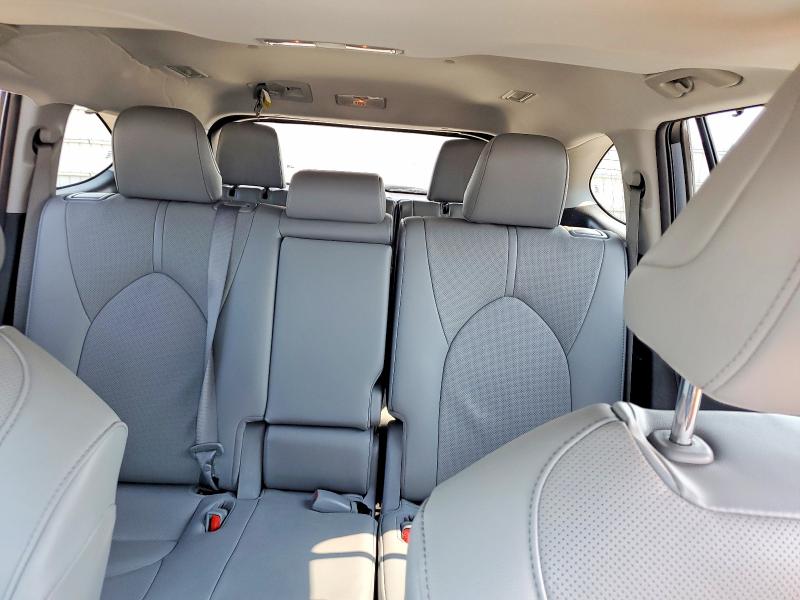 Photo 10 from auction – 2021 TOYOTA HIGHLANDER with VIN 5TDDBRCH1MS062639