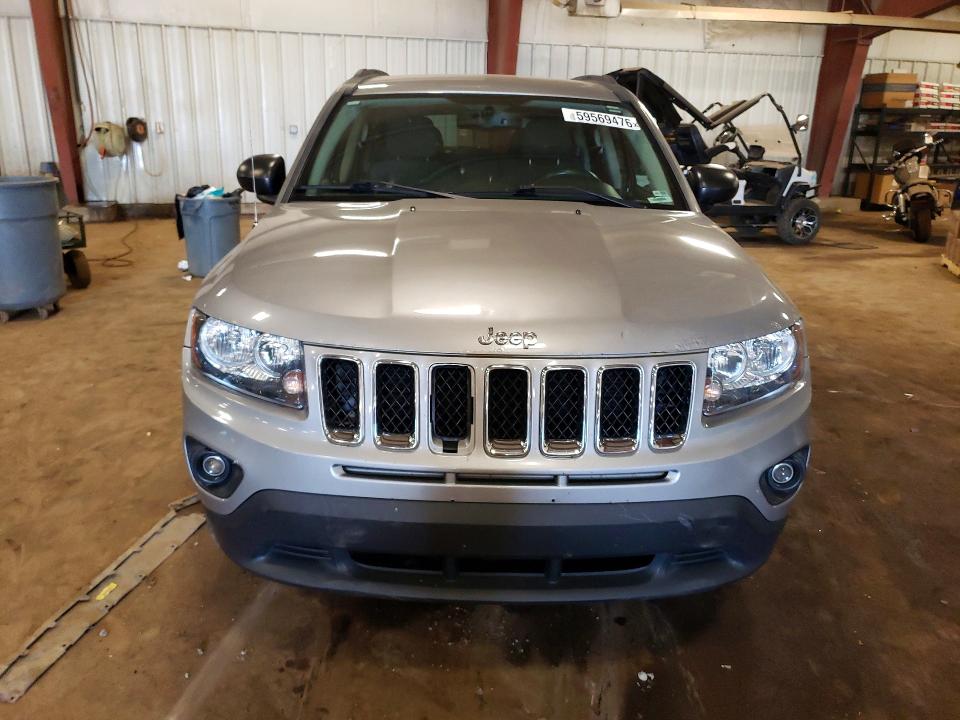 Photo 5 from auction – 2017 JEEP COMPASS with VIN 1C4NJDBB8HD143646