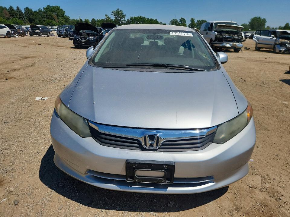 Photo 5 from auction – 2012 HONDA CIVIC with VIN 19XFB2F54CE336541