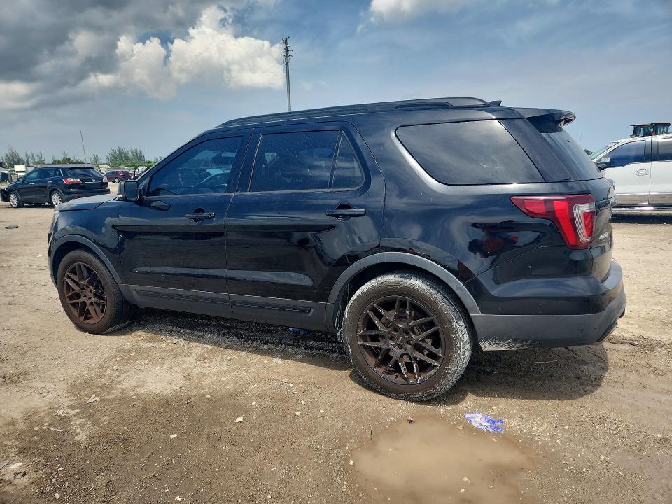 Photo 2 from auction – 2017 FORD EXPLORER with VIN 1FM5K8GT4HGC45087