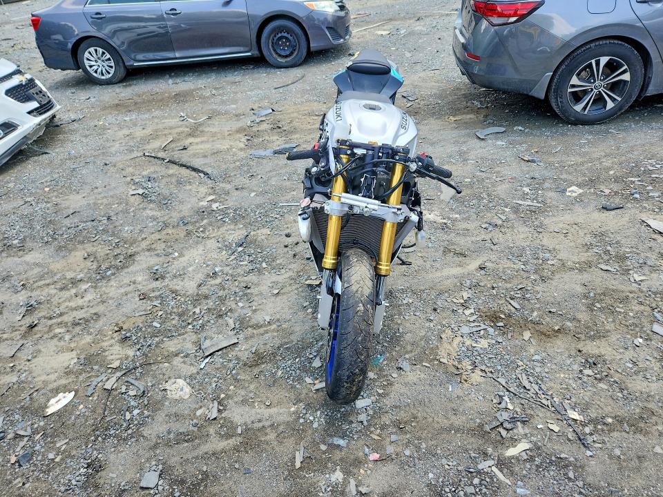 Photo 2 from auction – 2026 SUZUKI GSX-R750 with VIN JS1GR7MA4T7100284