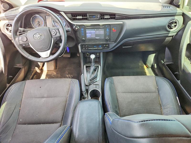 Снимка 8 от търг – 2018 TOYOTA COROLLA с VIN 2T1BURHE8JC022269