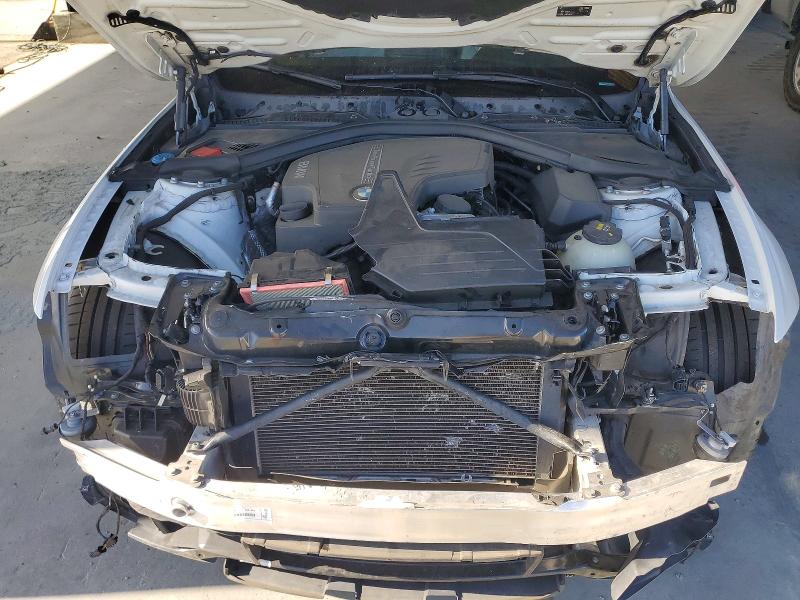 Photo 11 from auction – 2016 BMW 328 with VIN WBA8E9G55GNU28215
