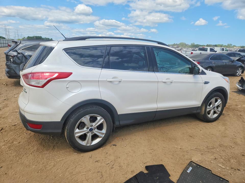 Photo 3 from auction – 2016 FORD ESCAPE with VIN 1FMCU0GX5GUB56960