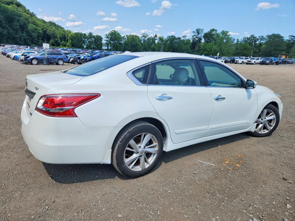 Photo 3 from auction – 2013 NISSAN ALTIMA with VIN 1N4AL3AP1DC263066