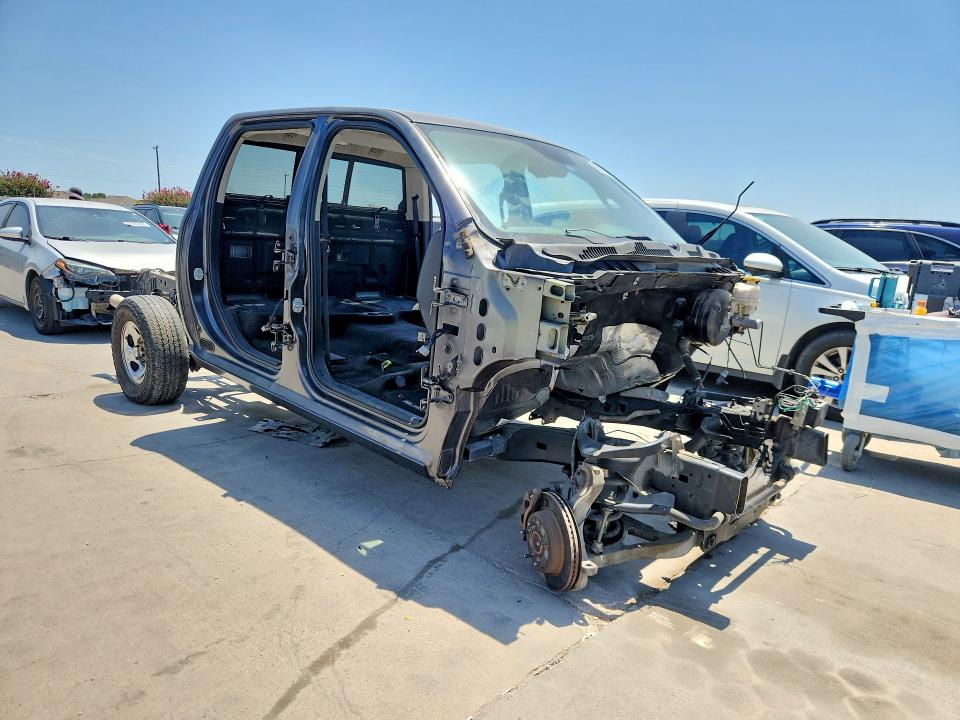 Photo 4 from auction – 2017 RAM 1500 with VIN 1C6RR6NT4HS622949
