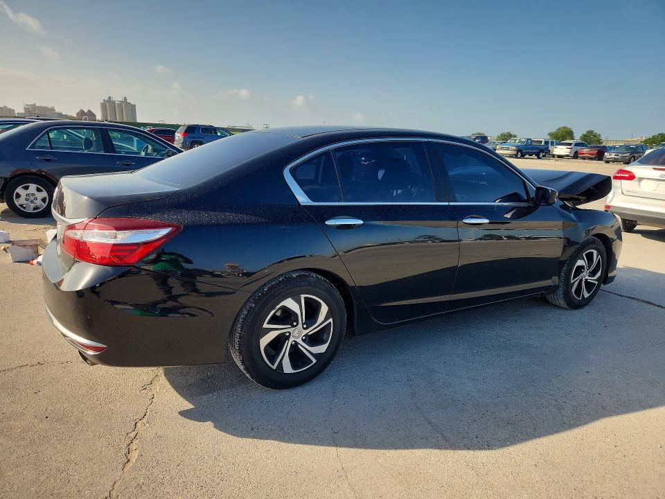 Photo 3 from auction – 2016 HONDA ACCORD with VIN 1HGCR2F49GA198432