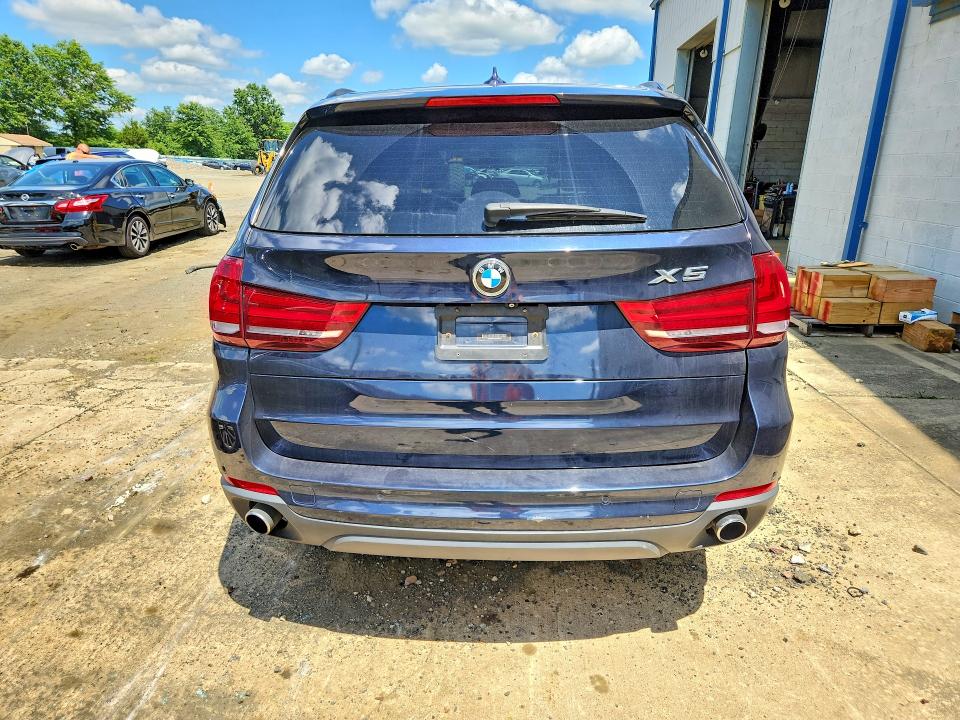 Photo 6 from auction – 2014 BMW X5 with VIN 5UXKR0C5XE0K47361