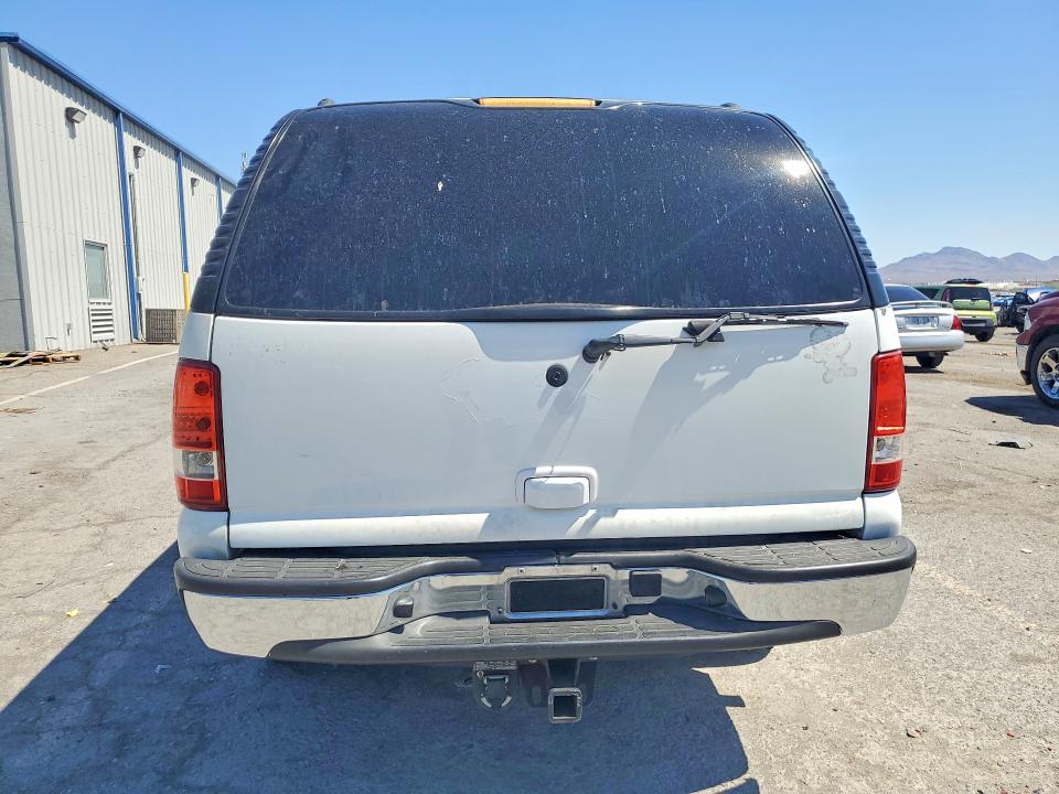 Photo 6 from auction – 2004 CHEVROLET SUBURBAN with VIN 1GNFK16Z34J100049