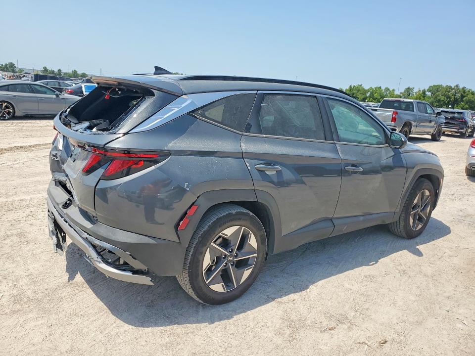 Photo 3 from auction – 2026 HYUNDAI TUCSON with VIN 5NMJB3DE6TH698835