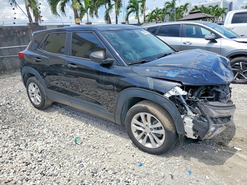 Photo 4 from auction – 2021 CHEVROLET TRAILBLAZER with VIN KL79MMS22MB178680