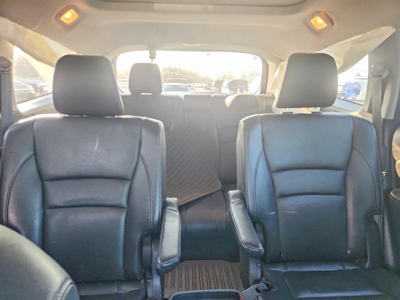 Photo 10 from auction – 2016 HONDA PILOT with VIN 5FNYF6H02GB041671