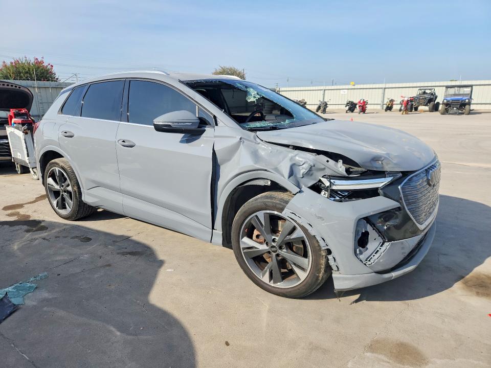 Photo 4 from auction – 2022 AUDI Q4 E-TRON with VIN WA1H2BFZ8NP053407
