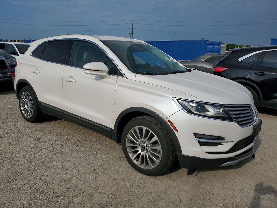 Zdjęcie 4 z aukcji – 2017 LINCOLN MKC z VIN 5LMCJ3D9XHUL11128