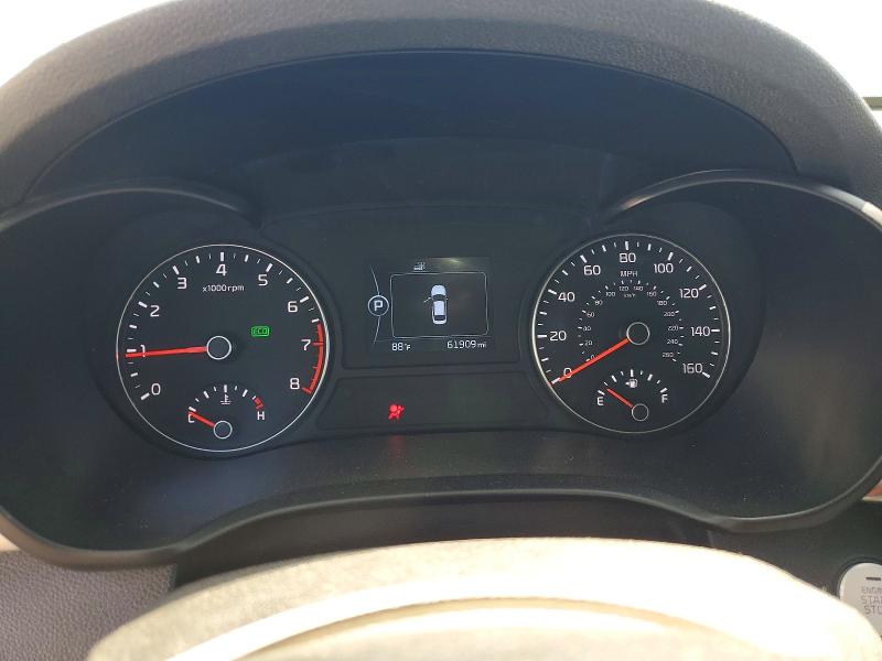 Photo 9 from auction – 2016 KIA OPTIMA with VIN 5XXGU4L35GG031236