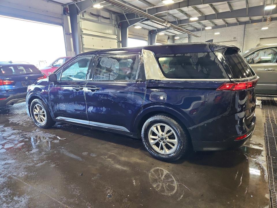 Photo 2 from auction – 2022 KIA CARNIVAL with VIN KNDNB4H39N6116291