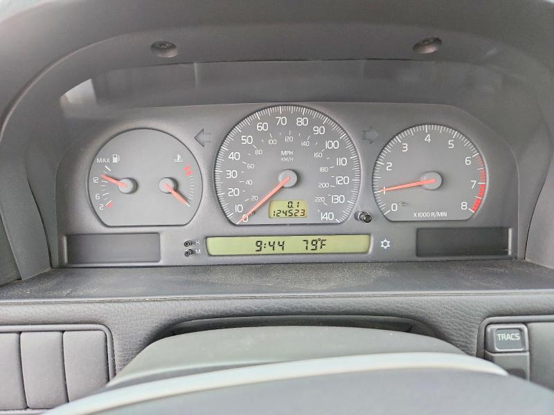 Photo 9 from auction – 1999 VOLVO V70 with VIN YV1LW55A7X2578955