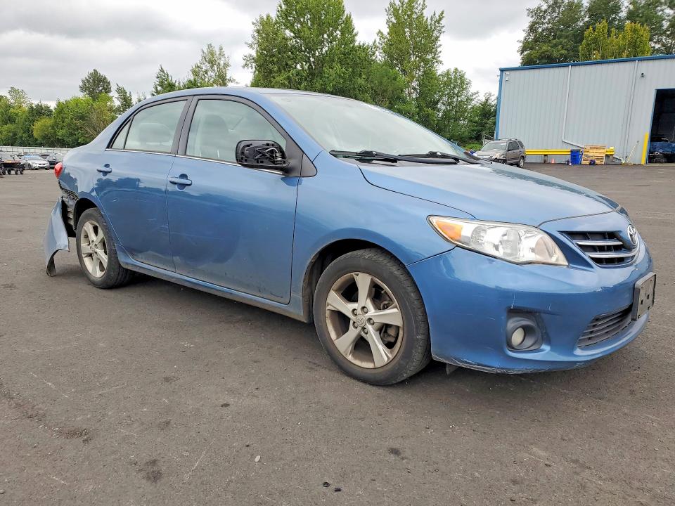 Photo 4 from auction – 2013 TOYOTA COROLLA with VIN 5YFBU4EE6DP100303