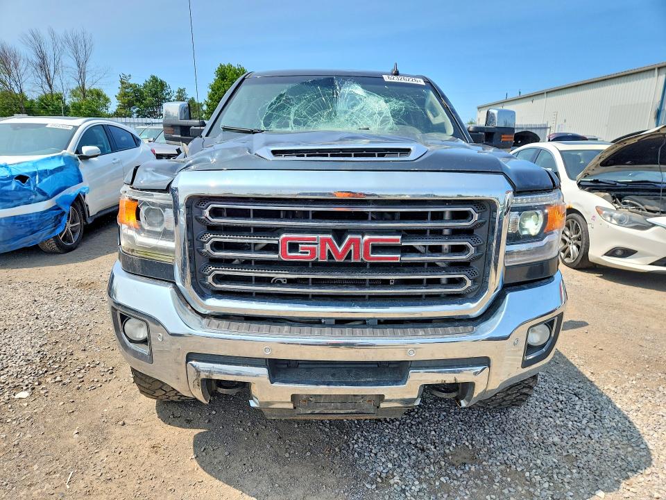 Photo 5 from auction – 2018 GMC SIERRA with VIN 1GT12TEY3JF284804