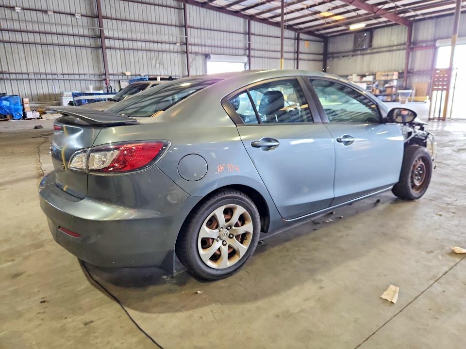 Photo 3 from auction – 2012 MAZDA 3 with VIN JM1BL1UF9C1505120