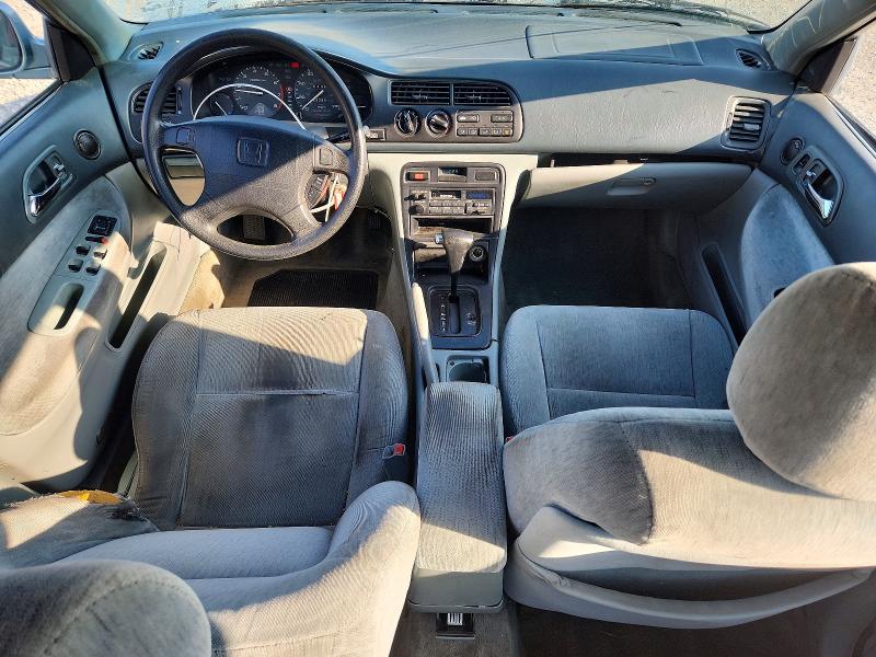 Photo 8 from auction – 1995 HONDA ACCORD with VIN 1HGCD5645SA157269