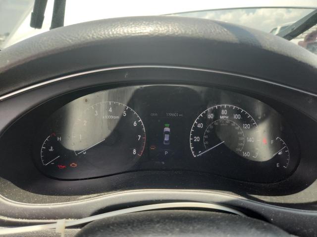 Photo 9 from auction – 2012 HYUNDAI GENESIS with VIN KMHGC4DD7CU151937