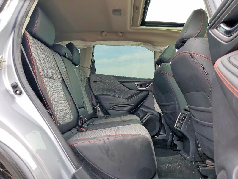 Photo 11 from auction – 2019 SUBARU FORESTER with VIN JF2SKAKC4KH521437