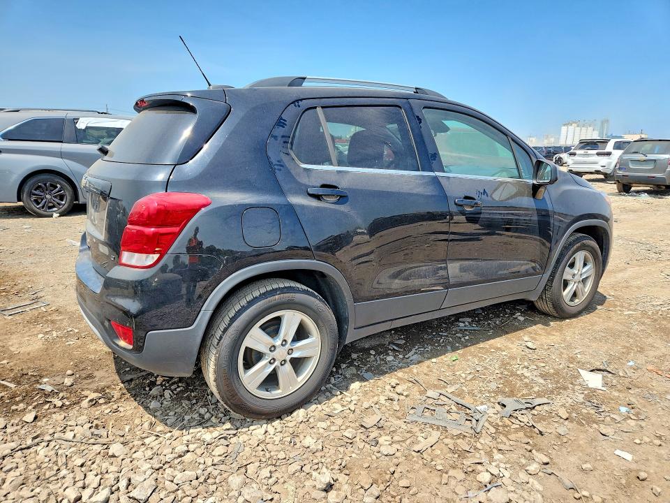 Photo 3 from auction – 2020 CHEVROLET TRAX with VIN 3GNCJLSB7LL213813